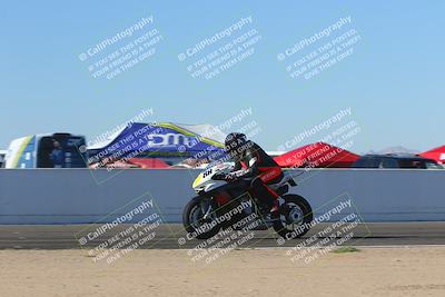 media/Nov-06-2023-Moto Forza (Mon) [[ce023d0744]]/4-Beginner Group/Session 4 (Finish Line Checker)/